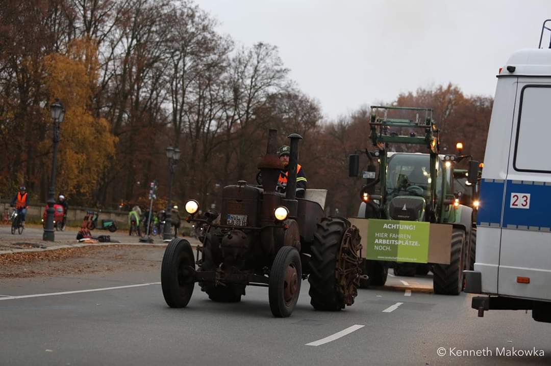 newsimages/52-Demo Berlin 9.jpg